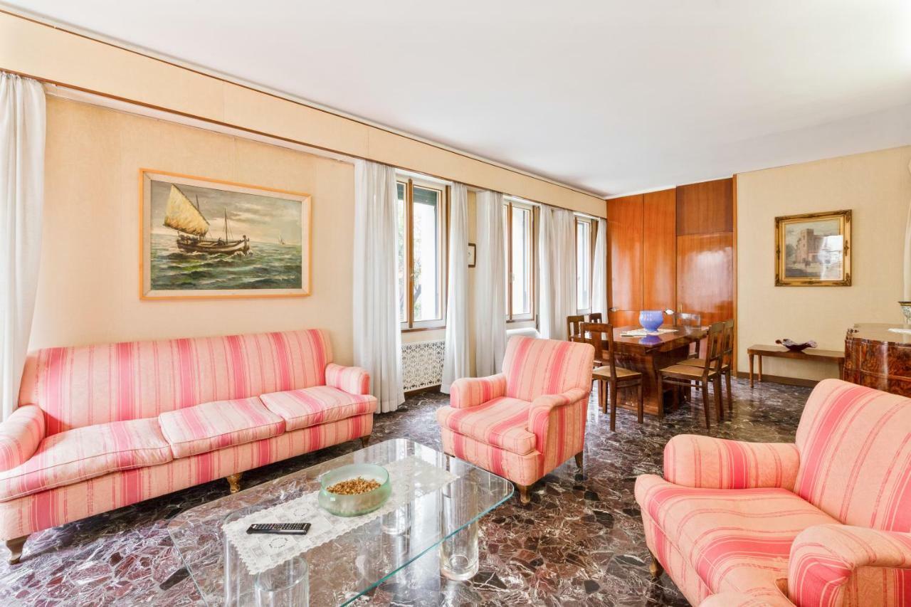 Venice Castello Elegant Apartment Εξωτερικό φωτογραφία
