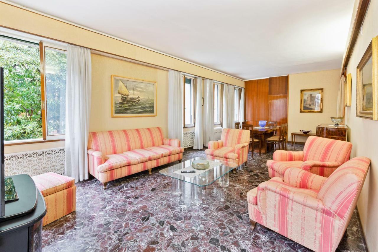 Venice Castello Elegant Apartment Εξωτερικό φωτογραφία